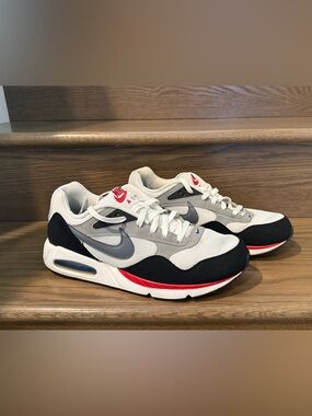 Nike Air Max Correlate  in White, Gray, Black & Red
